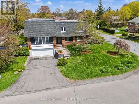 26 Delong Drive Ottawa ON K1J 8H4