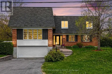 26 Delong Drive Ottawa ON K1J 8H4