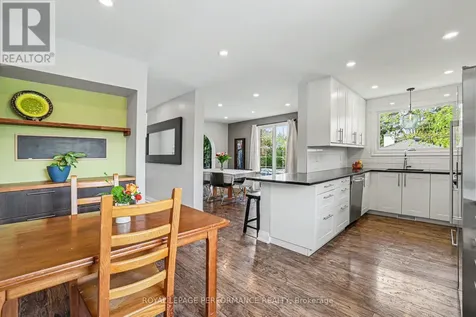 26 Delong Drive Ottawa ON K1J 8H4