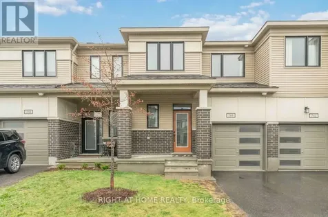 709 Derreen Avenue Ottawa ON K2S 2Z2