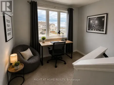 709 Derreen Avenue Ottawa ON K2S 2Z2