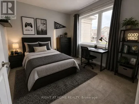 709 Derreen Avenue Ottawa ON K2S 2Z2