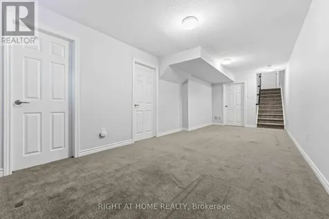 709 Derreen Avenue Ottawa ON K2S 2Z2
