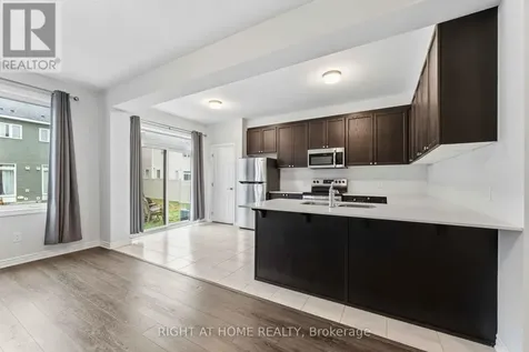 709 Derreen Avenue Ottawa ON K2S 2Z2