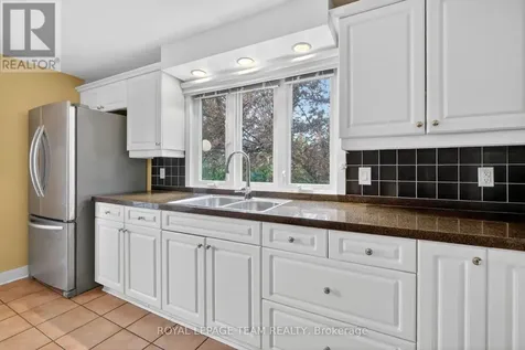 196 Prince Albert Street Ottawa ON K1K 1Z7