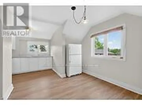 196 Prince Albert Street Ottawa ON K1K 1Z7