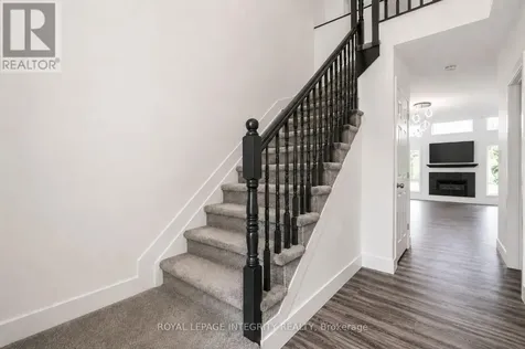 79 Bishops Mills Way Ottawa ON K2K 3C1