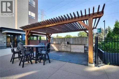 247 Northfield Drive East Waterloo ON N2K 0H1