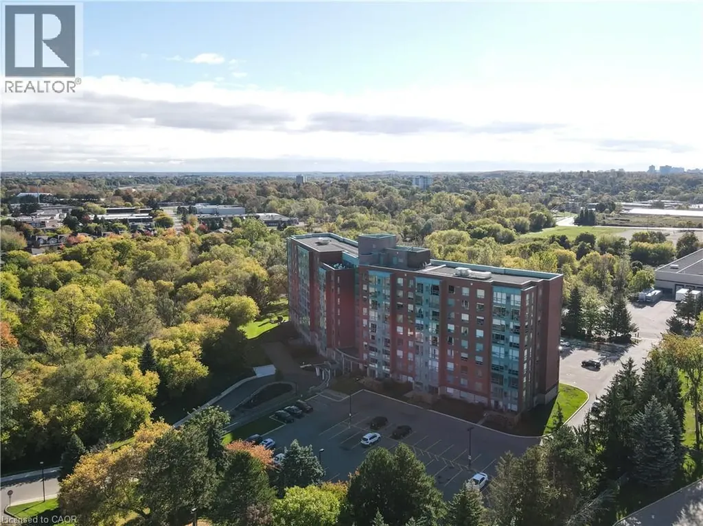 55 Blue Springs Drive Waterloo ON N2J 4T3