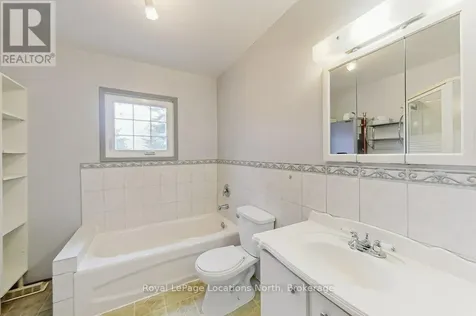 185 Bay Street East Blue Mountains ON N0H 2P0