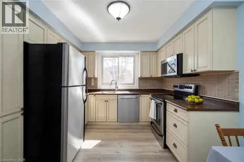 121 Morgan Avenue Kitchener ON N2A 2M4