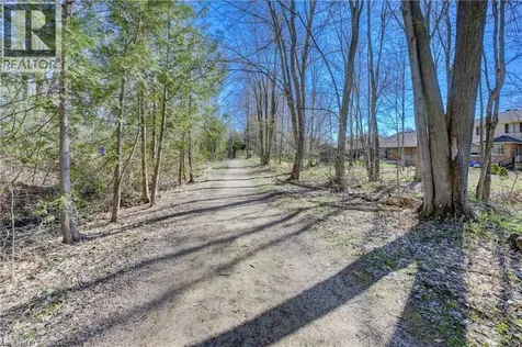 439 Northlake Drive Waterloo ON N2V 1Y6