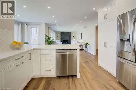 439 Northlake Drive Waterloo ON N2V 1Y6