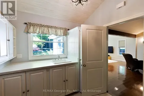 133 Timcourt Drive Tiny ON L9M 0B9