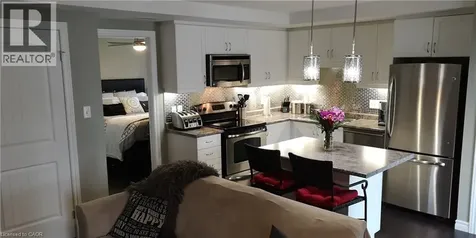 1460 Highland Road West Kitchener ON N2N 0B7