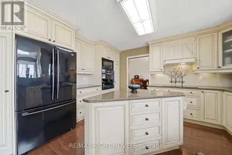 177 Brant Street West Orillia ON L3V 3N8