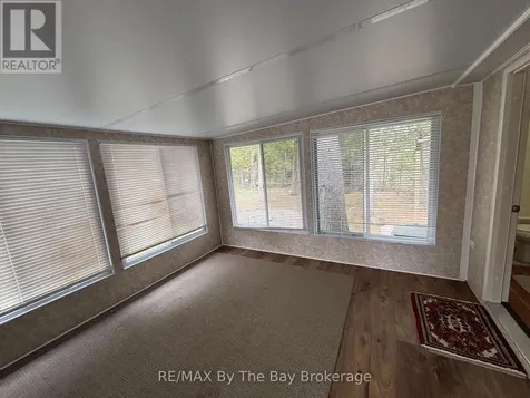 83 Madawaska Trail Wasaga Beach ON L9Z 1X7