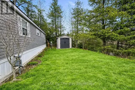 83 Madawaska Trail Wasaga Beach ON L9Z 1X7