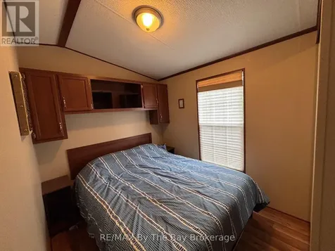 83 Madawaska Trail Wasaga Beach ON L9Z 1X7