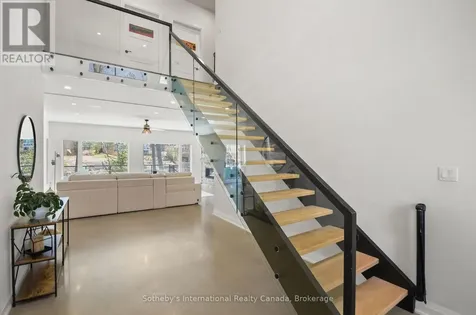 71 Oak Lea Boulevard Wasaga Beach ON L9Z 2V1