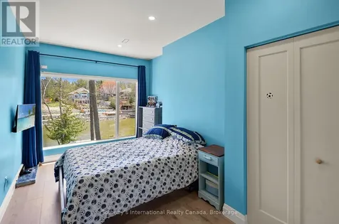 71 Oak Lea Boulevard Wasaga Beach ON L9Z 2V1