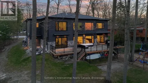 71 Oak Lea Boulevard Wasaga Beach ON L9Z 2V1