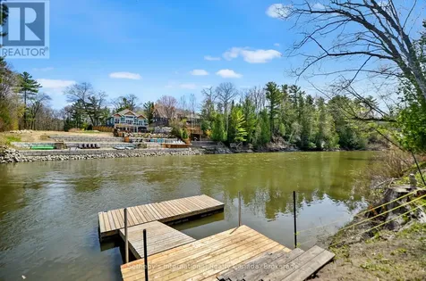 71 Oak Lea Boulevard Wasaga Beach ON L9Z 2V1