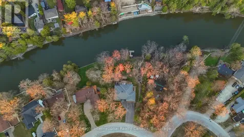 71 Oak Lea Boulevard Wasaga Beach ON L9Z 2V1