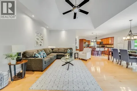 7840 Stella Crescent Windsor ON N8T 3R8