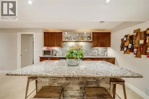 7840 Stella Crescent Windsor ON N8T 3R8
