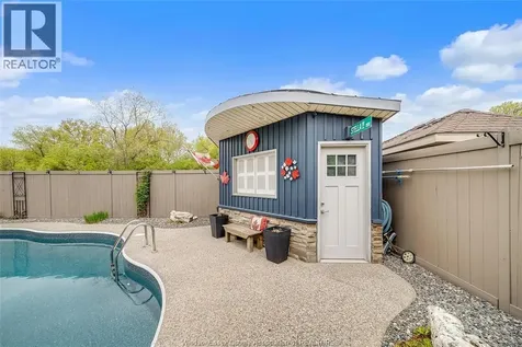 7840 Stella Crescent Windsor ON N8T 3R8