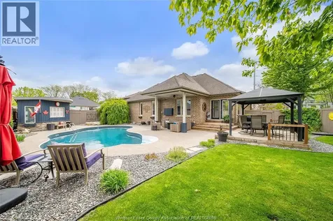 7840 Stella Crescent Windsor ON N8T 3R8