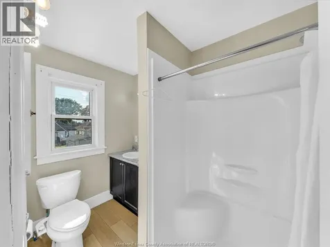 1077 Moy Avenue Windsor ON N9A 2P2