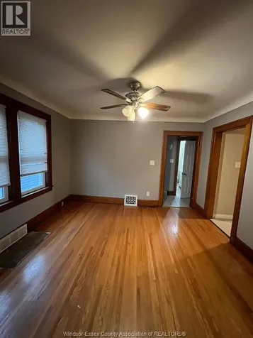 1077 Moy Avenue Windsor ON N9A 2P2