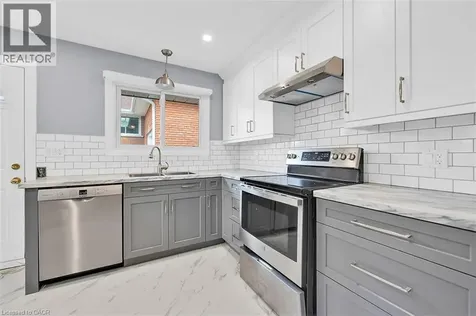 24 Oxford Street Brantford ON N3R 5C6