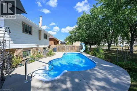 24 Oxford Street Brantford ON N3R 5C6