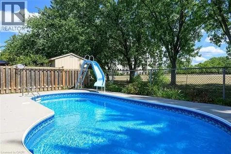 24 Oxford Street Brantford ON N3R 5C6