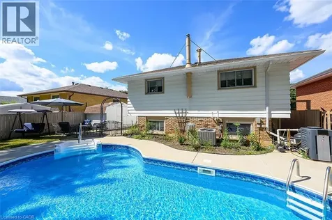 24 Oxford Street Brantford ON N3R 5C6