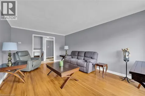 24 Oxford Street Brantford ON N3R 5C6