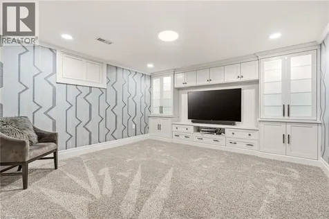 707 Eagle Drive Burlington ON L7T 2Z8