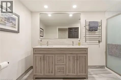 707 Eagle Drive Burlington ON L7T 2Z8