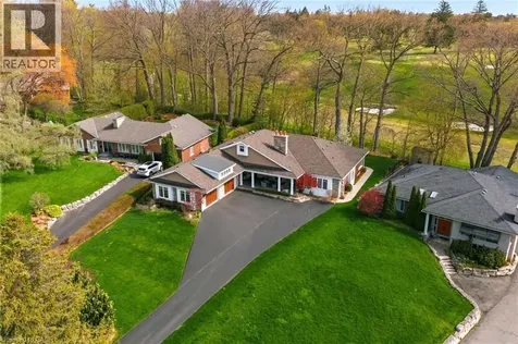 707 Eagle Drive Burlington ON L7T 2Z8