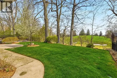 707 Eagle Drive Burlington ON L7T 2Z8