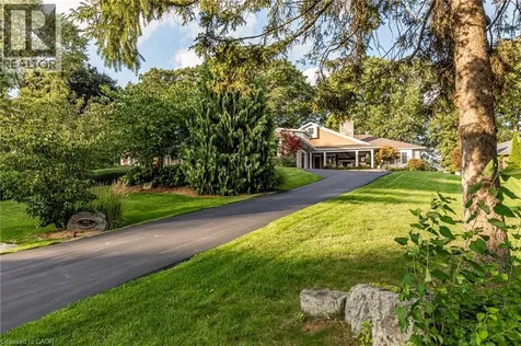707 Eagle Drive Burlington ON L7T 2Z8