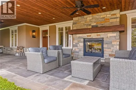 707 Eagle Drive Burlington ON L7T 2Z8