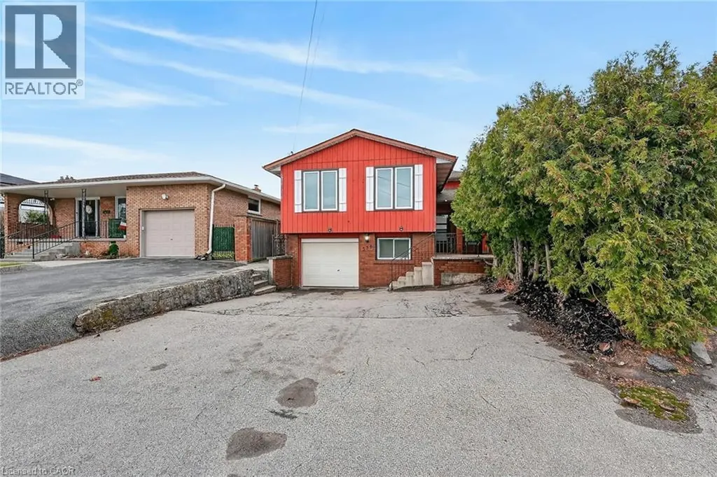 358 Federal Street Stoney Creek ON L8E 2B5