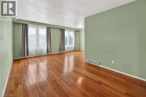 358 Federal Street Stoney Creek ON L8E 2B5