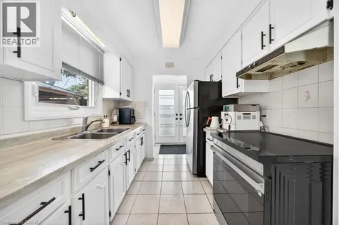 19 Glen Forest Drive Hamilton ON L8K 5V7