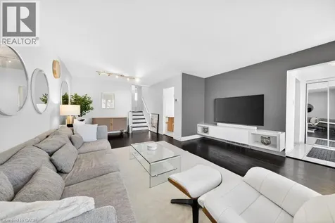 19 Glen Forest Drive Hamilton ON L8K 5V7