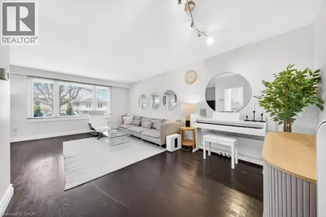 19 Glen Forest Drive Hamilton ON L8K 5V7